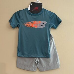 New Balance 2 Piece Set Shorts and Shirt Moisture Wicking